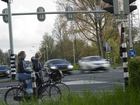 Red-light cameras: good or bad for road safety?